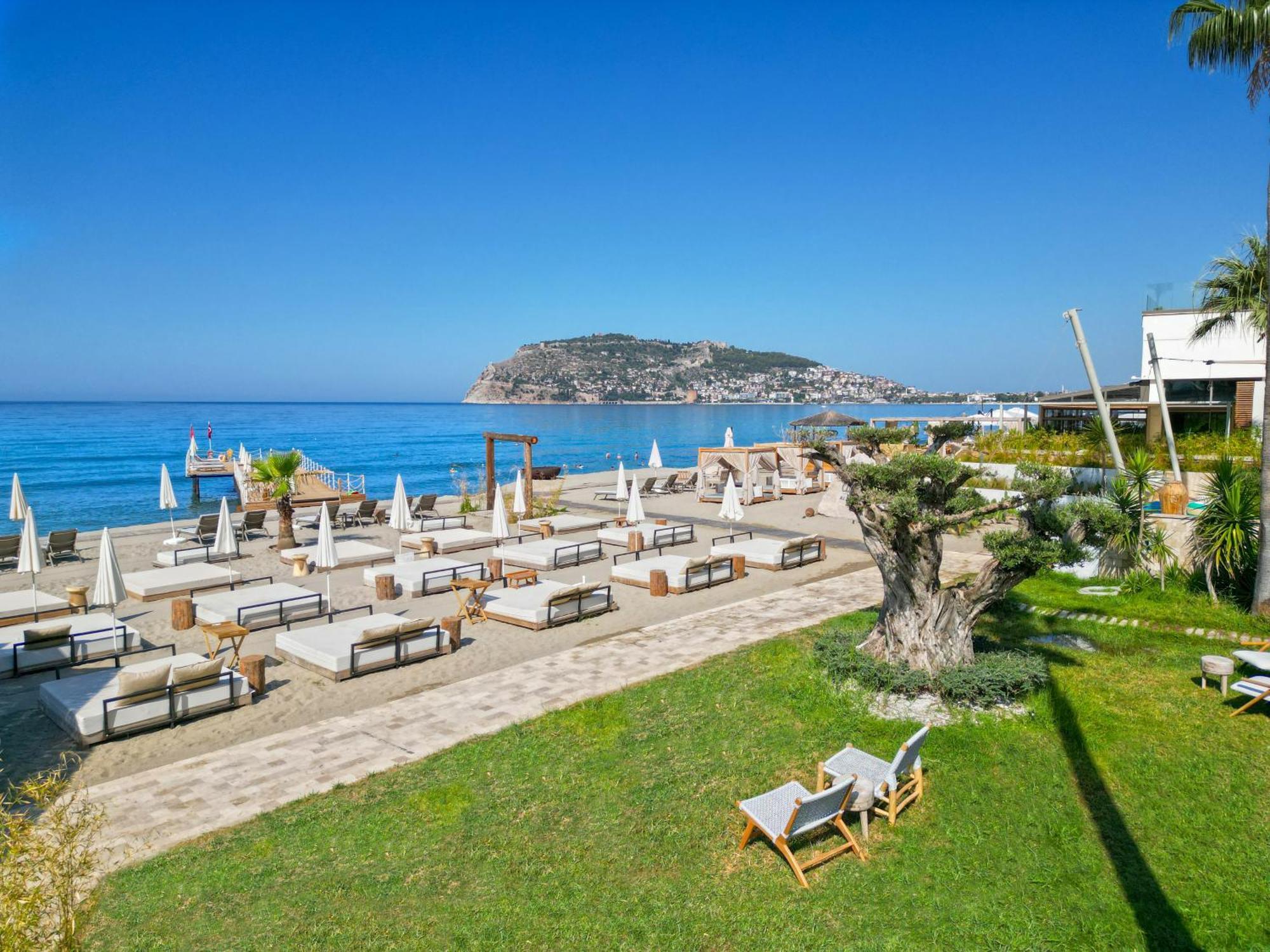Day One Beach Resort & Spa - Adult Only Alanya Exterior photo Beach at the Hotel