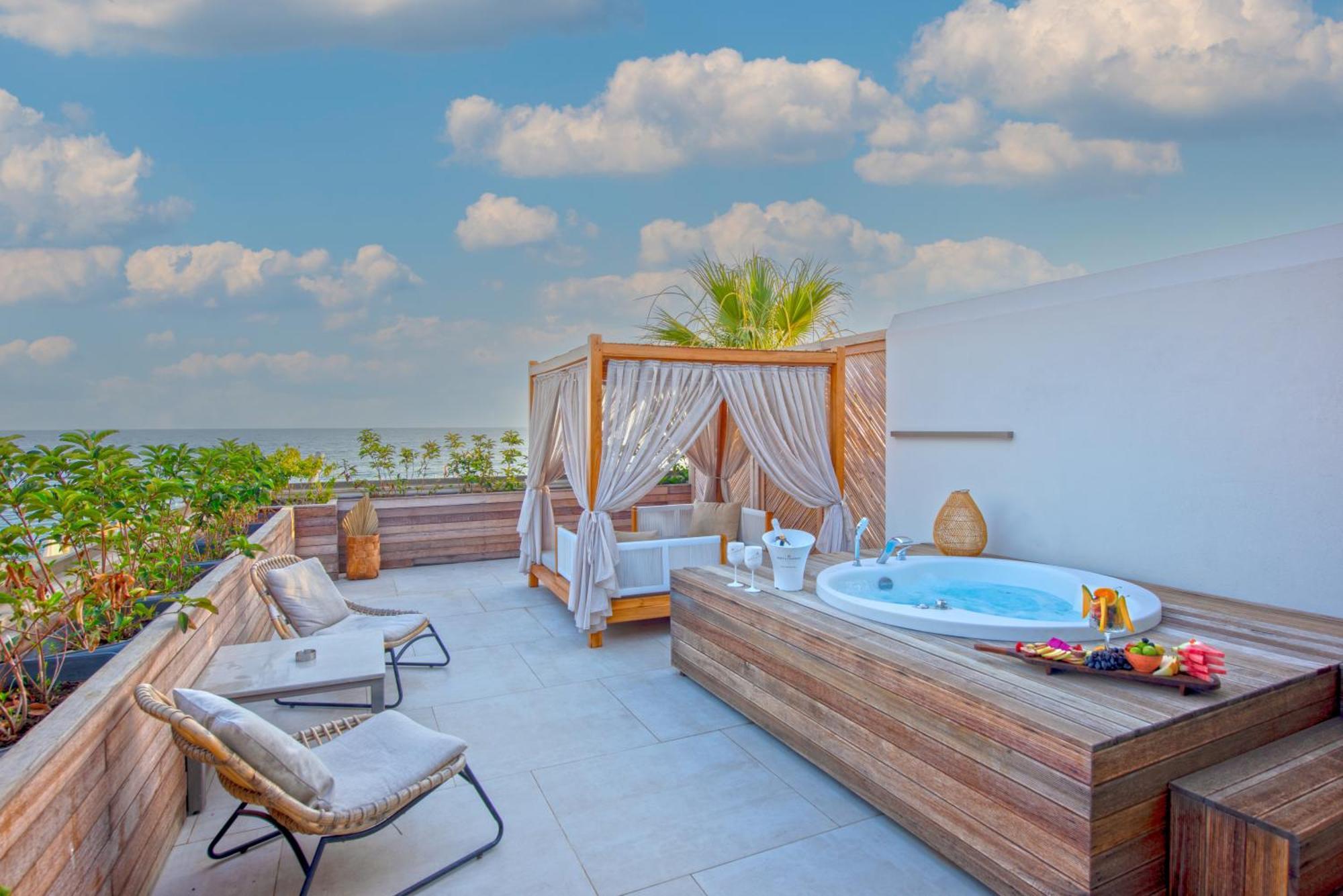 Day One Beach Resort & Spa - Adult Only Alanya Exterior photo Rooftop spa at the Grand Palladium Hotel, Cancun, Mexico